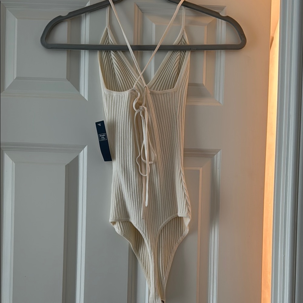 Abercrombie & Fitch Elegant Cream Ribbed Bodysuit - Picture 2 of 4